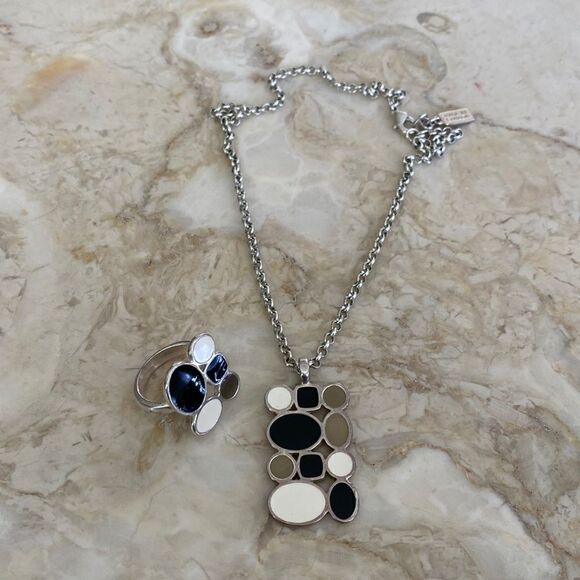 Foxy Originals Matching Set Necklace & Ring Silver Tone & Enamel - Picture 2 of 13